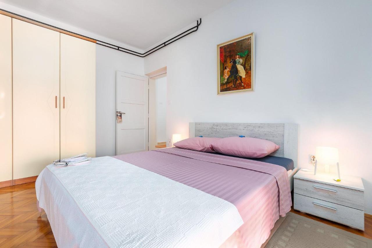 Apartments Pilicari (Adults Only) ロヴィニ エクステリア 写真